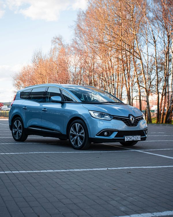 Top 5 assurances pour votre renault mégane e-tech ev60